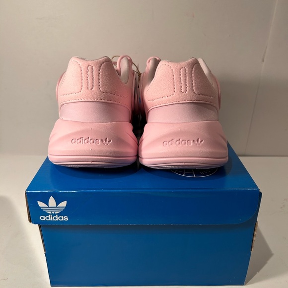 Adidas Ozelia Pink - Picture 3 of 5